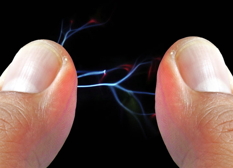 إزالة الشحنات الساكنة من خلال التحكم بالرطوبة